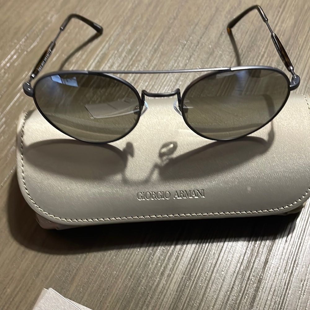 Women’s Aviator Sunglasses with UV protection